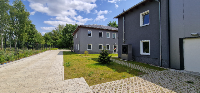 &amp;nbsp;
Zufahrt zum Verwaltungsgebäude